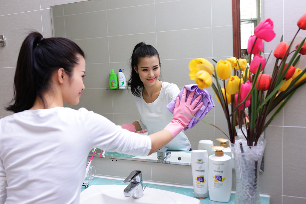 Dọn dẹp vệ sinh nhà cửa